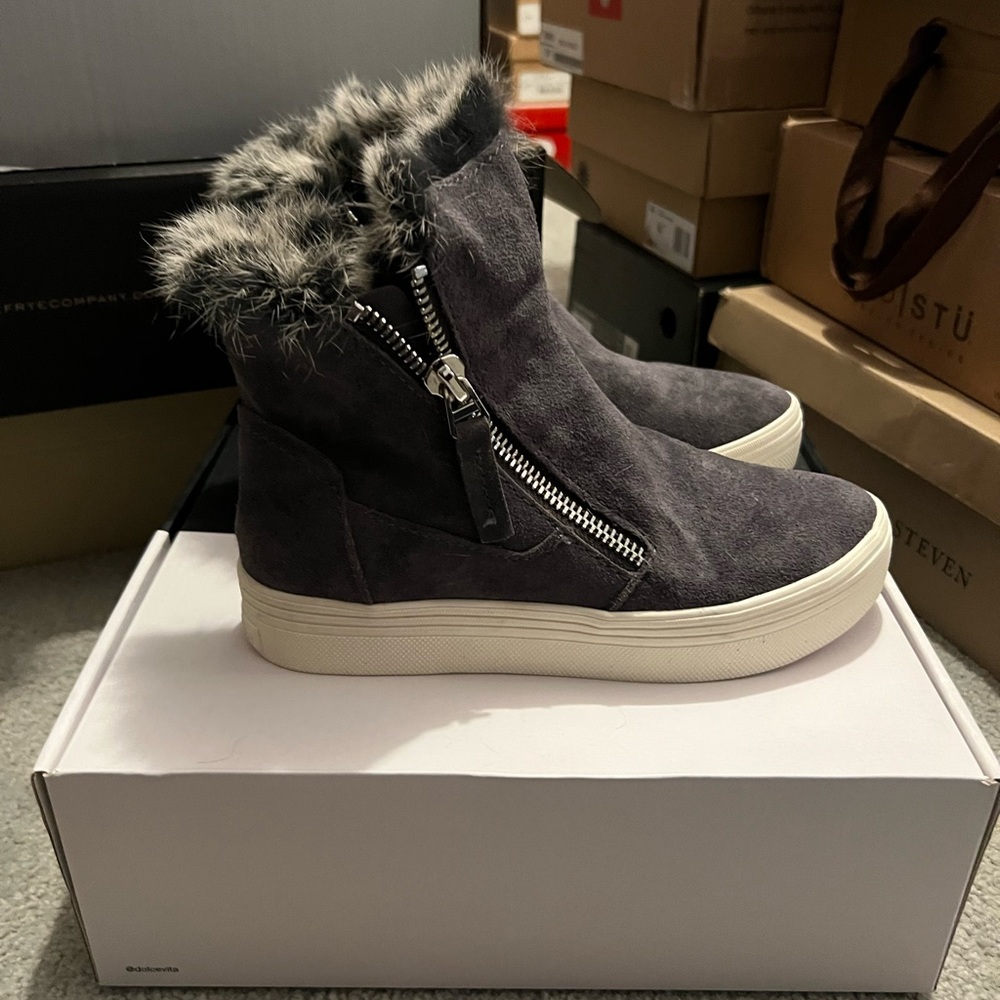 Dolce Vita Charcoal Fur-Lined Winter Boots